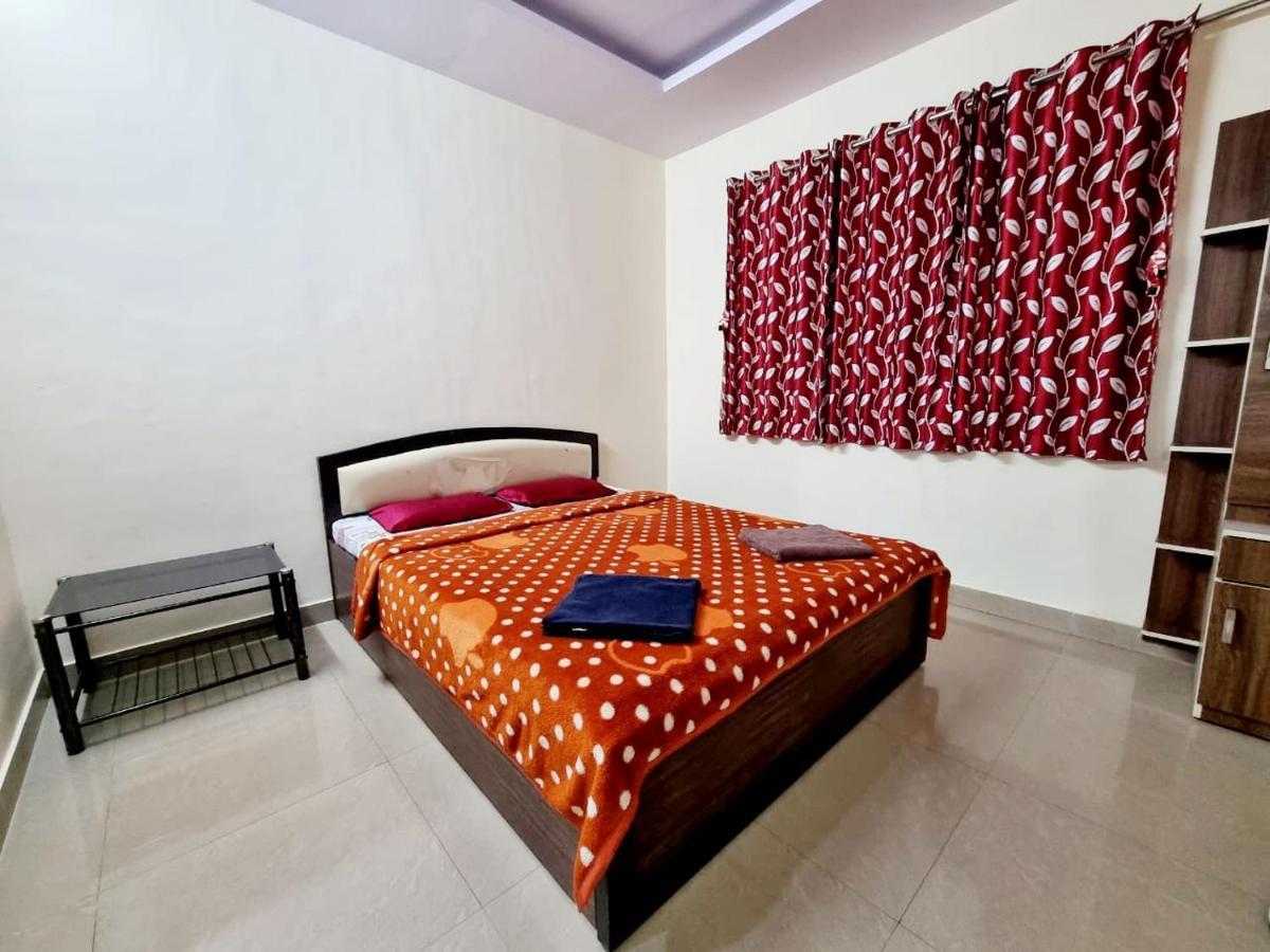 Rudrashree Villa - Besides Valley View 马哈巴莱斯赫瓦尔 外观 照片