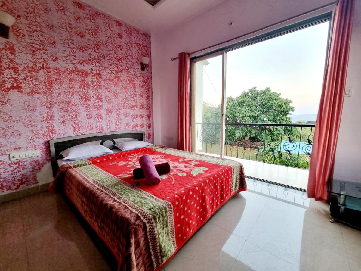 Rudrashree Villa - Besides Valley View 马哈巴莱斯赫瓦尔 外观 照片