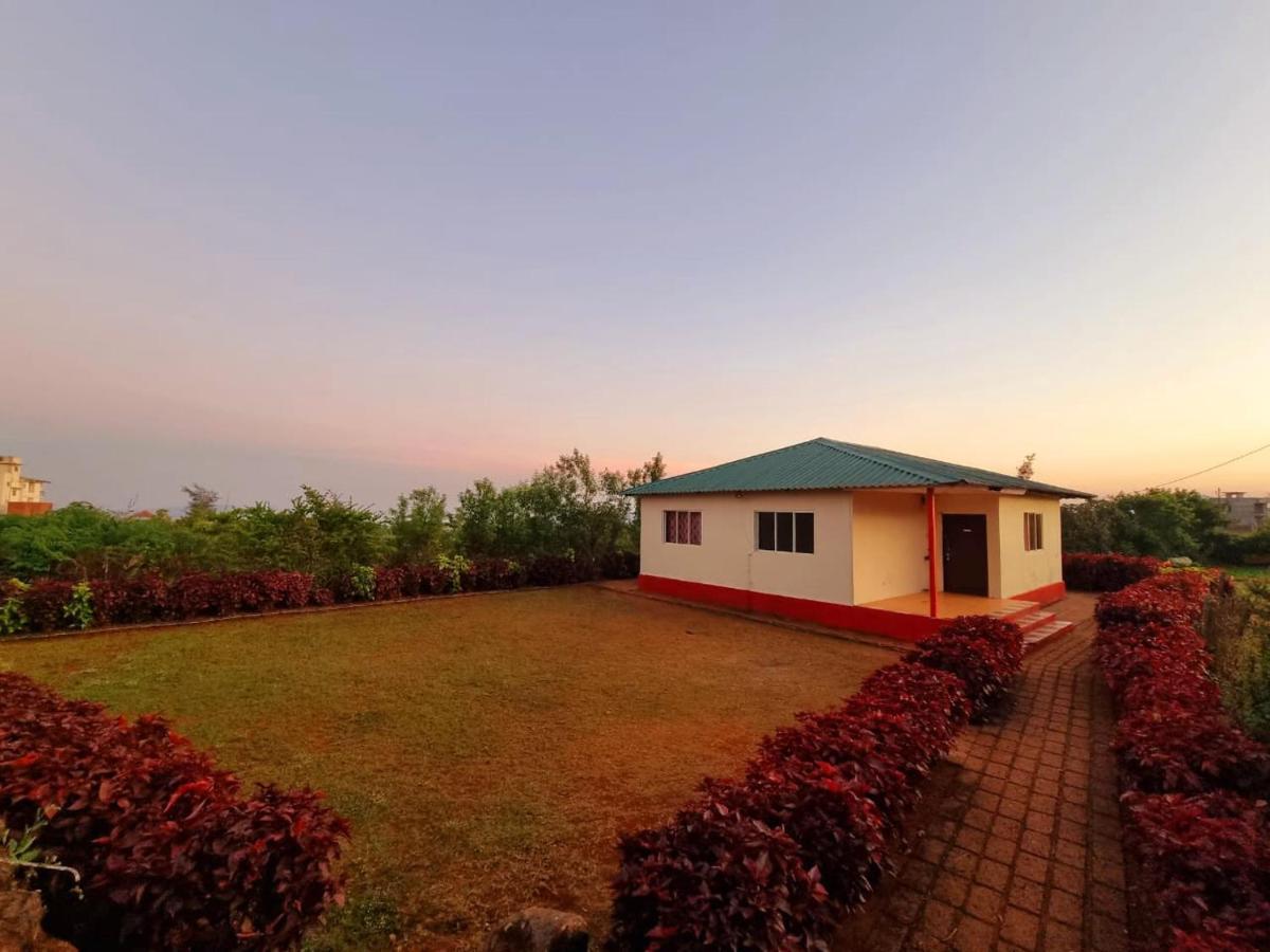 Rudrashree Villa - Besides Valley View 马哈巴莱斯赫瓦尔 外观 照片